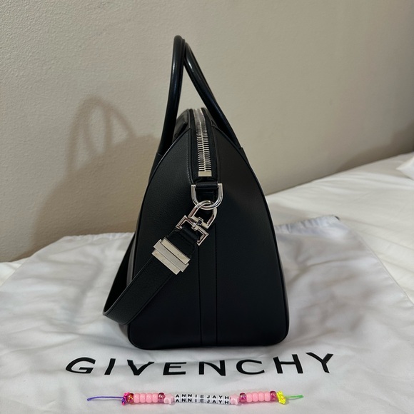 Givenchy Antigona Bag Medium - Black Leather, Silver Hardware ($2,650 Retail) - Picture 6 of 12